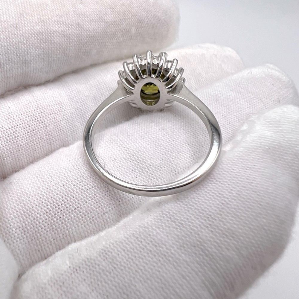 .925 Sterling Silver Peridot Cz & Clear Cz Ring - Picture 14 of 17